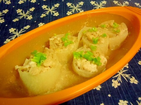 レンジで5分!くるくるミンチ巻大根